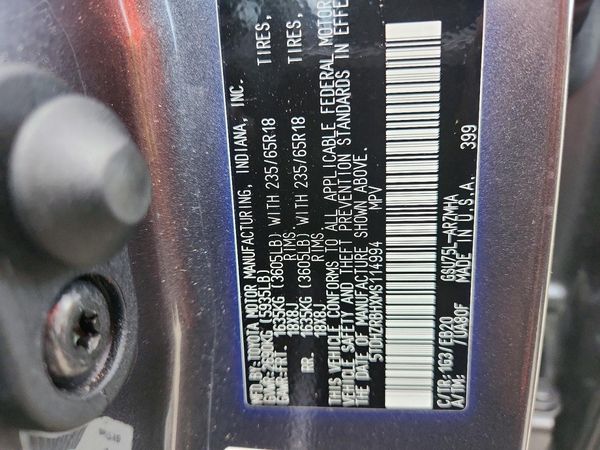 2021 TOYOTA HIGHLANDER XLE Nav — VINS