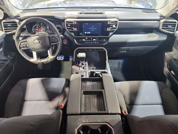 2024 TOYOTA TUNDRA