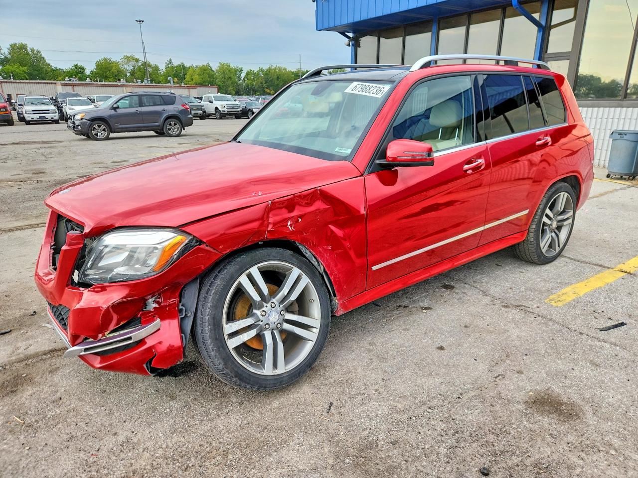 2013 MERCEDES-BENZ GLK-CLASS GLK350 4-MATIC — Front 3/4