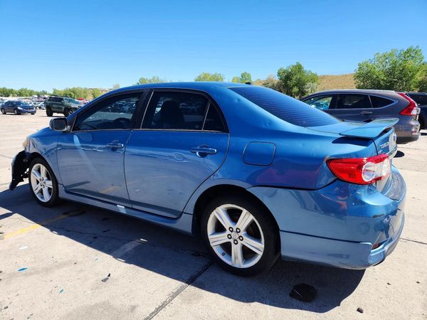 2013 TOYOTA COROLLA