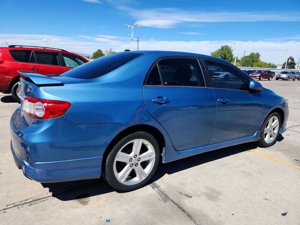 2013 TOYOTA COROLLA