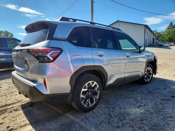 2025 SUBARU FORESTER