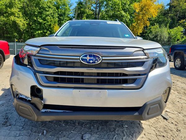 2025 SUBARU FORESTER