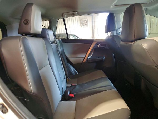 2014 TOYOTA RAV4 High