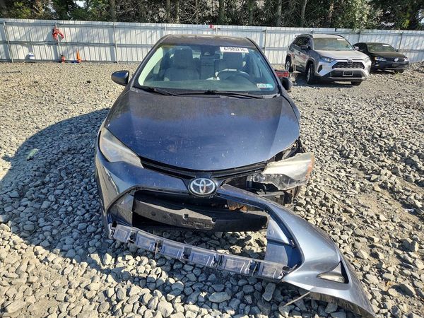 2017 TOYOTA COROLLA