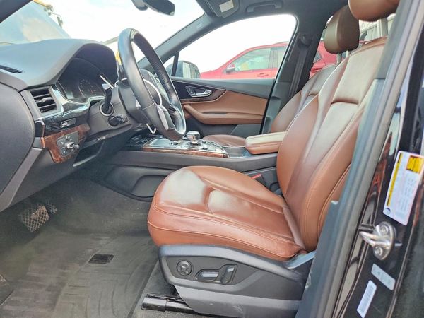 2018 AUDI Q7 quattro Premium