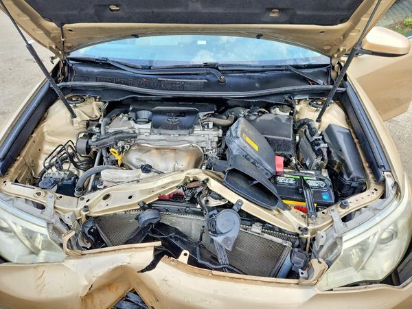 2012 TOYOTA CAMRY
