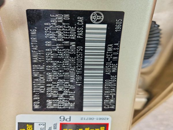 2012 TOYOTA CAMRY