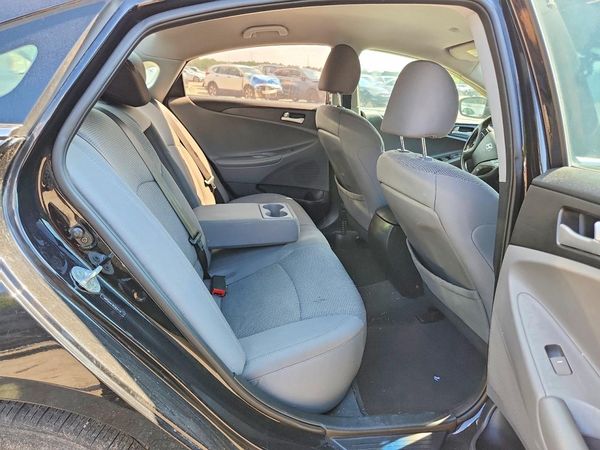 2014 HYUNDAI SONATA GLS/ GLS Popular
