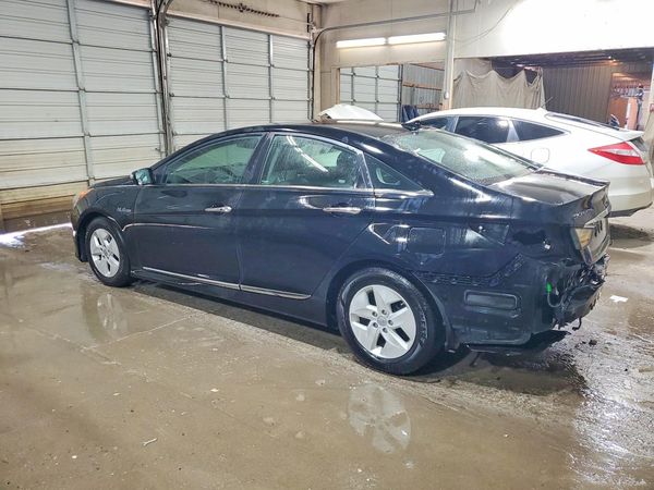 2012 HYUNDAI SONATA Middle level