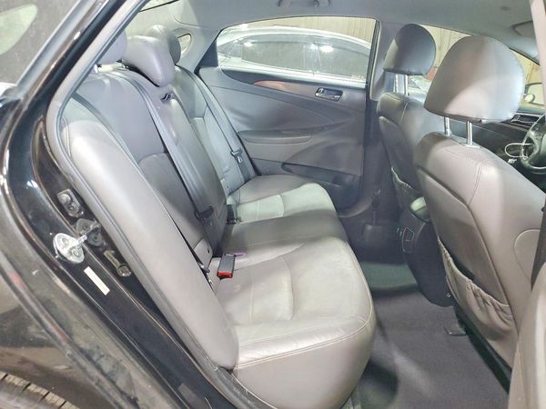2012 HYUNDAI SONATA Middle level