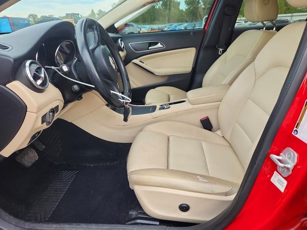 2016 MERCEDES-BENZ GLA GLA250
