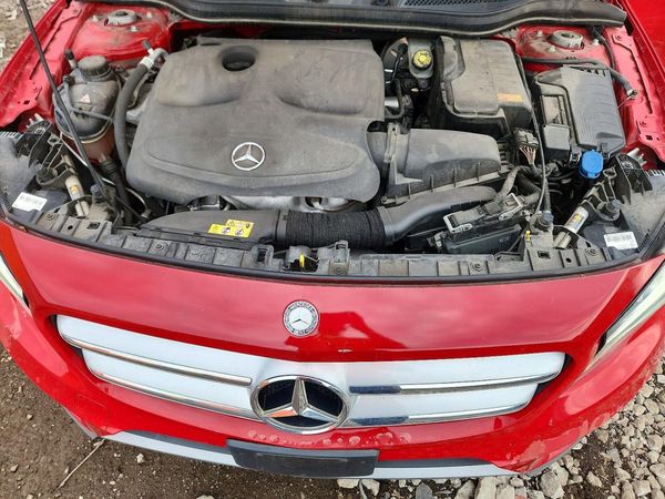 2016 MERCEDES-BENZ GLA GLA250