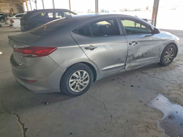 2017 HYUNDAI ELANTRA SE Base