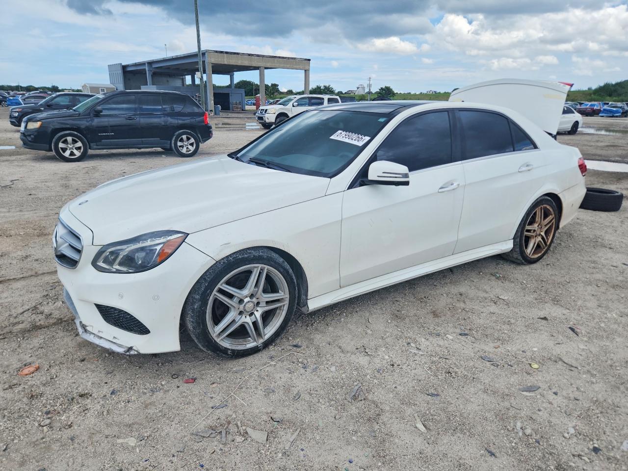 2014 MERCEDES-BENZ E