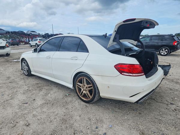 2014 MERCEDES-BENZ E