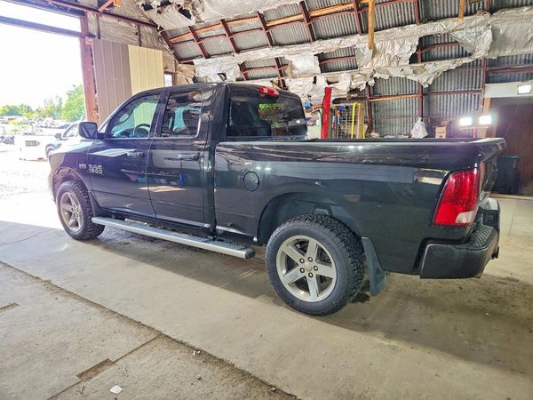 2017 RAM 1500 ST