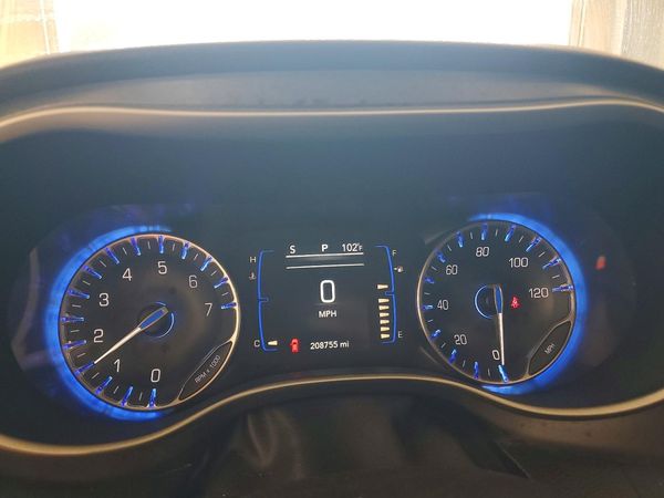 2020 CHRYSLER PACIFICA Touring L