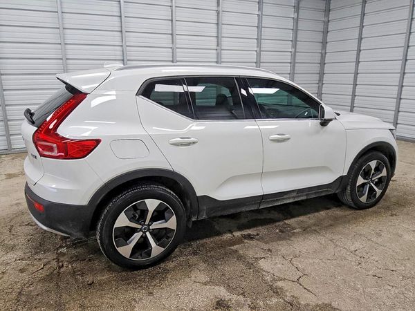 2025 VOLVO XC40 Plus Bright — PSRA