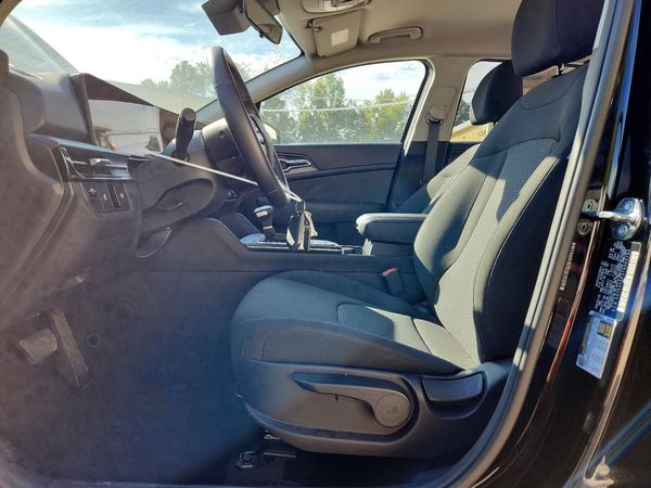2026 KIA SPORTAGE LX — DENT