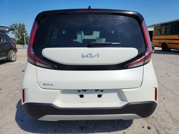 2025 KIA SOUL LX, S