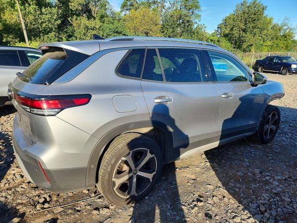 2026 VOLKSWAGEN TIGUAN 4Motion SE