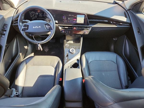 2023 KIA NIRO Wind