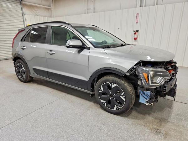 2023 KIA NIRO Wind