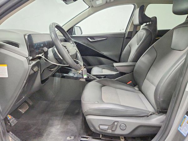 2023 KIA NIRO Wind