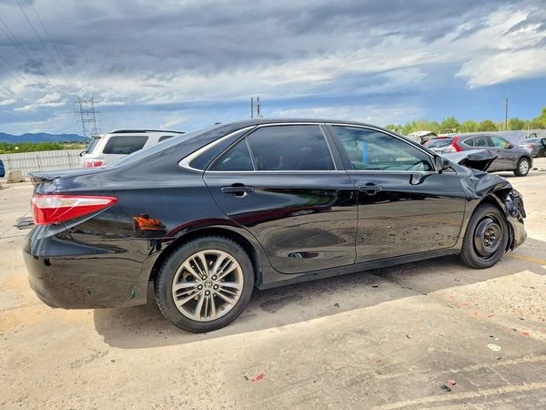 2015 TOYOTA CAMRY