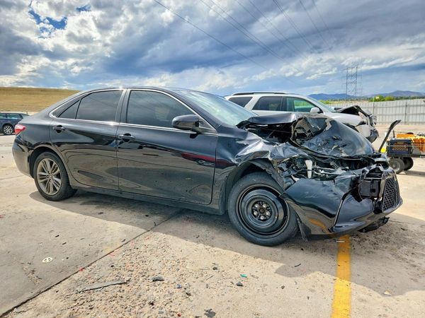 2015 TOYOTA CAMRY