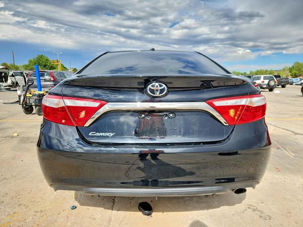 2015 TOYOTA CAMRY