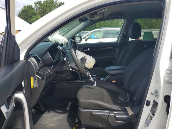 2015 KIA SORENTO