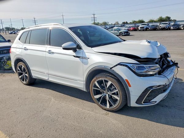 2022 VOLKSWAGEN TIGUAN