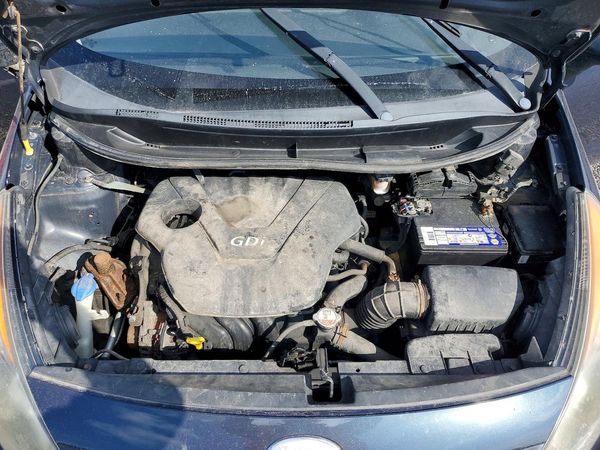 2013 KIA RIO LX — Engine bay