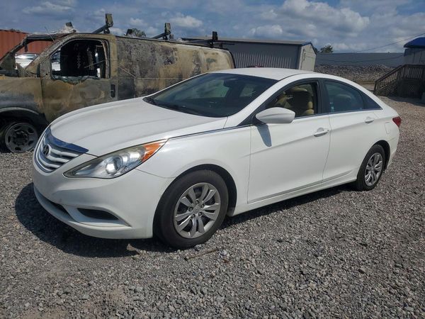 2013 HYUNDAI SONATA GLS/ GLS Popular