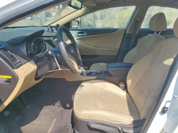 2013 HYUNDAI SONATA GLS/ GLS Popular
