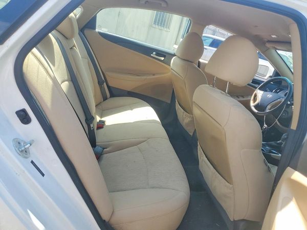 2013 HYUNDAI SONATA GLS/ GLS Popular