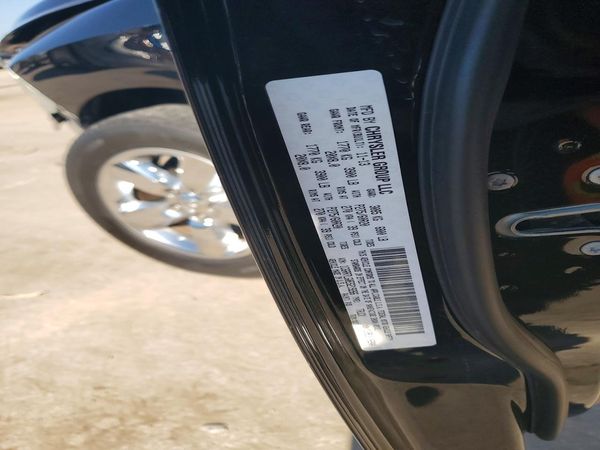 2014 RAM 1500 — VINS