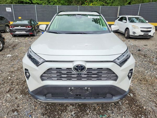 2023 TOYOTA RAV4 Limited