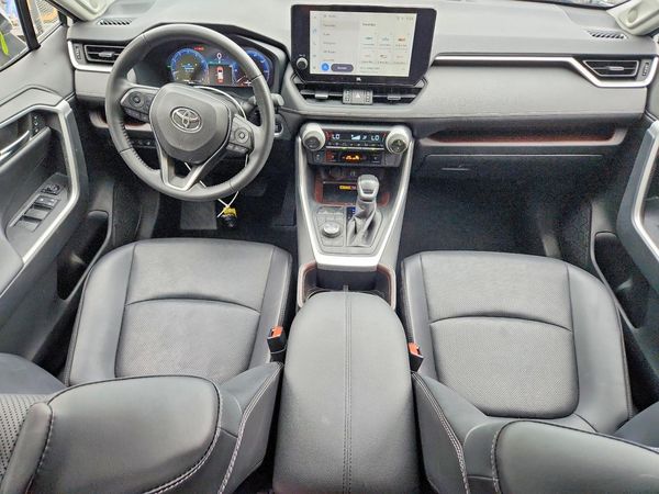 2023 TOYOTA RAV4 Limited