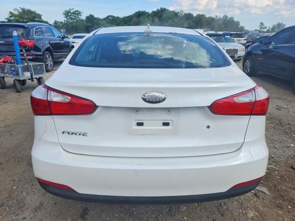2014 KIA FORTE LX