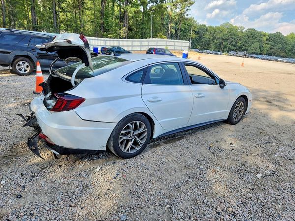 2022 HYUNDAI SONATA SEL
