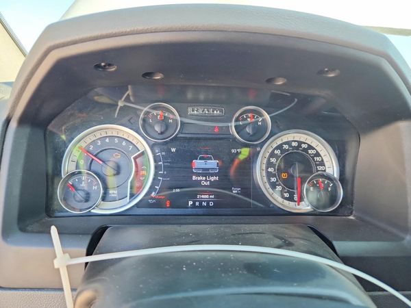 2016 RAM 1500 SLT