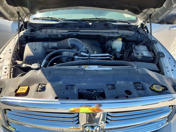 2016 RAM 1500 SLT