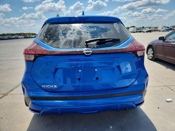 2024 NISSAN KICKS S