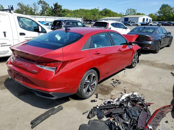 2022 HYUNDAI ELANTRA Limited