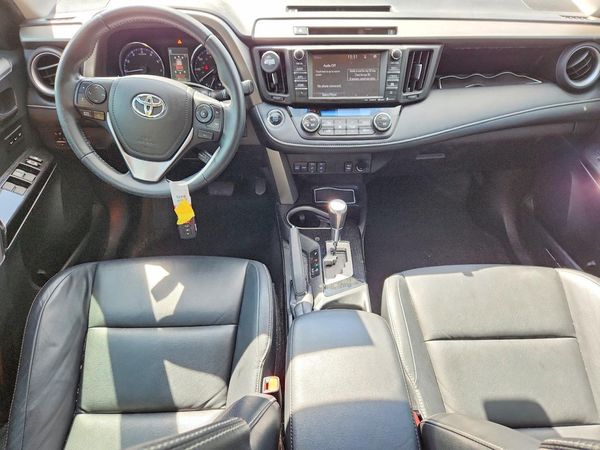 2016 TOYOTA RAV4