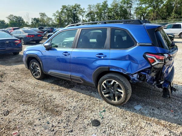 2025 SUBARU FORESTER Limited