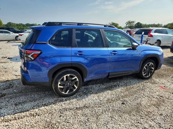 2025 SUBARU FORESTER Limited